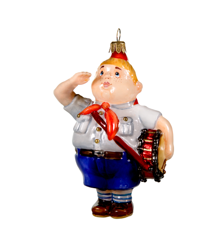 Пионер с красным барабаном